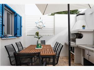 Maison Sauna&roof jacuzzi Pirovac, Superficie 90,00 m2, Distance (vol d'oiseau) jusqu'au centre ville 400 m