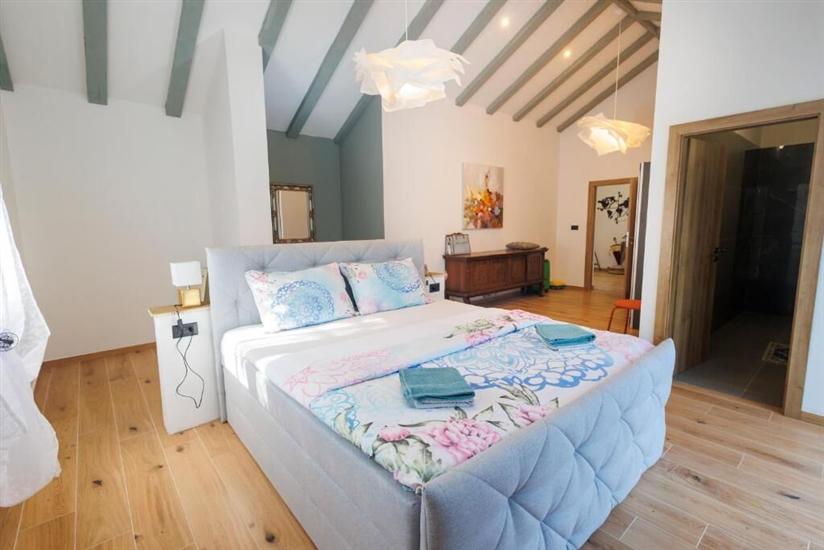 House K1, for 8 persons