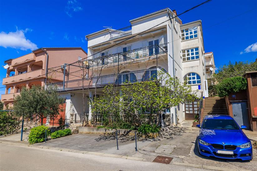 Apartments Nana