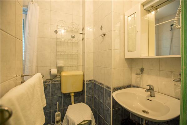 Room S9, for 4 persons