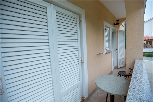 Room S9, for 4 persons