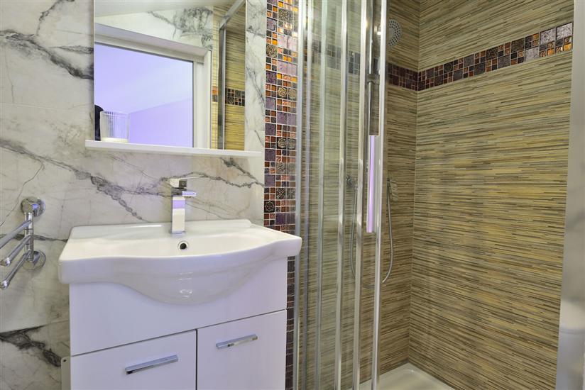 Apartment A1, for 6 persons