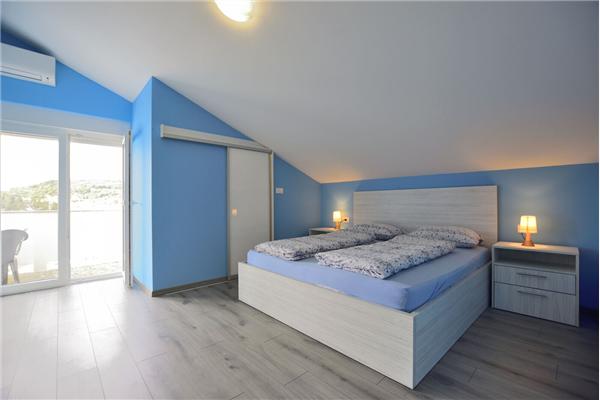 Apartment A1, for 6 persons