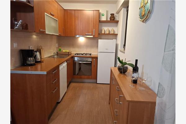 Apartment A1, for 6 persons