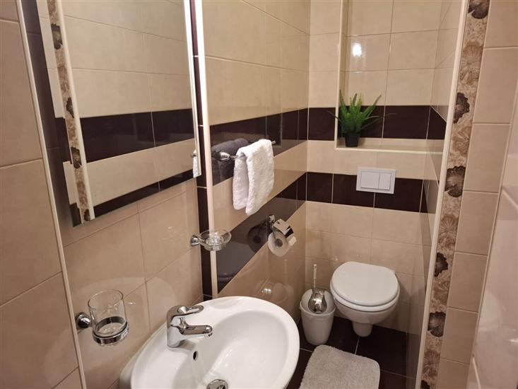 Apartment A1, for 6 persons