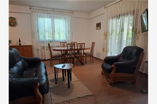 Apartment A1, for 6 persons