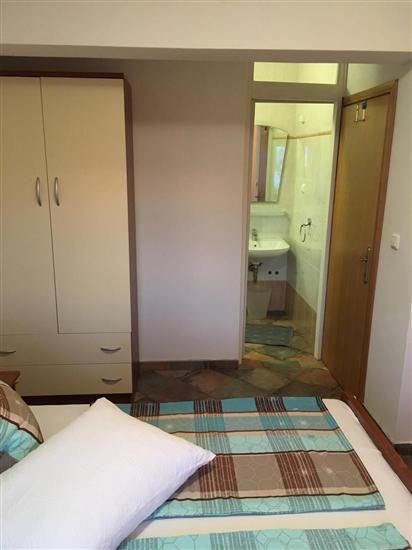 Apartment A2, for 5 persons