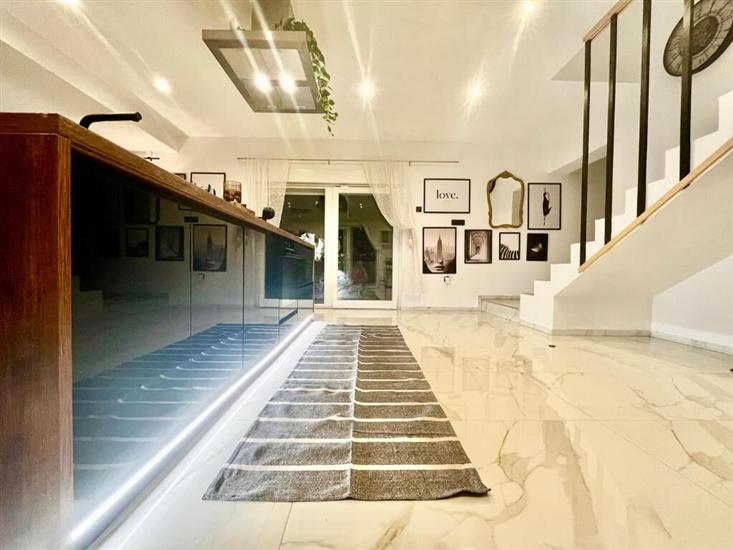 House K1, for 8 persons