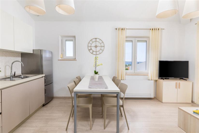 Apartment A6, for 6 persons