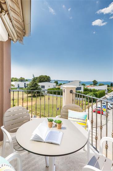 Apartment A6, for 6 persons