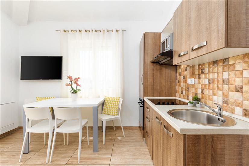 Apartment A7, for 4 persons