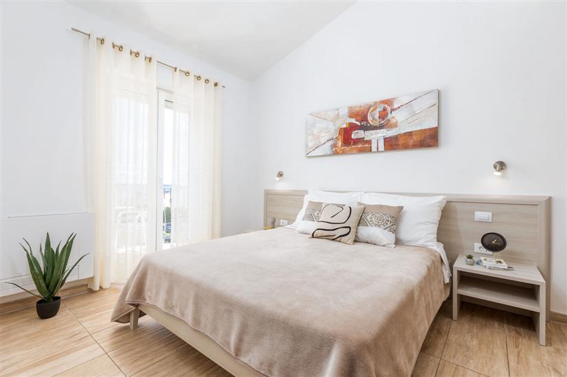 Apartment A7, for 4 persons