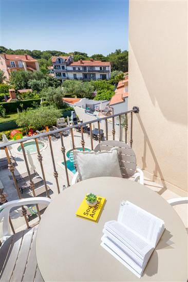 Apartment A8, for 4 persons