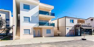 Apartment - Slatina - island Vir