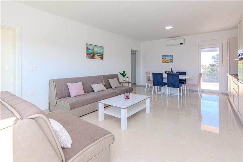 Apartment A1, for 8 persons