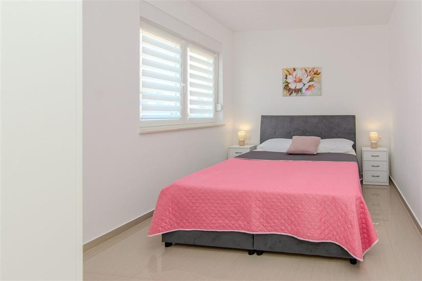 Apartment A1, for 8 persons