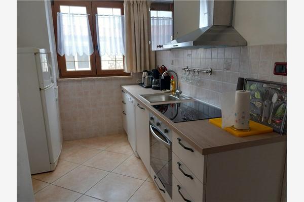 Apartment A1, for 5 persons