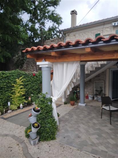 Apartment Kameni dvori