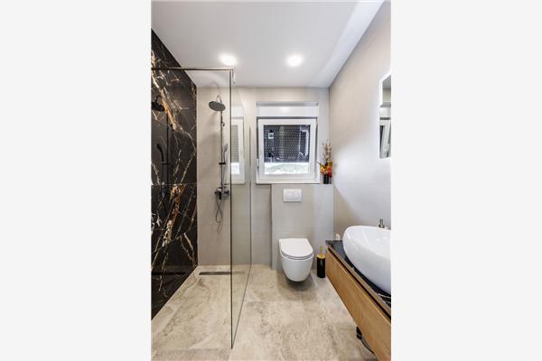 House K1, for 10 persons