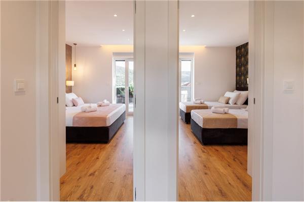 House K1, for 10 persons