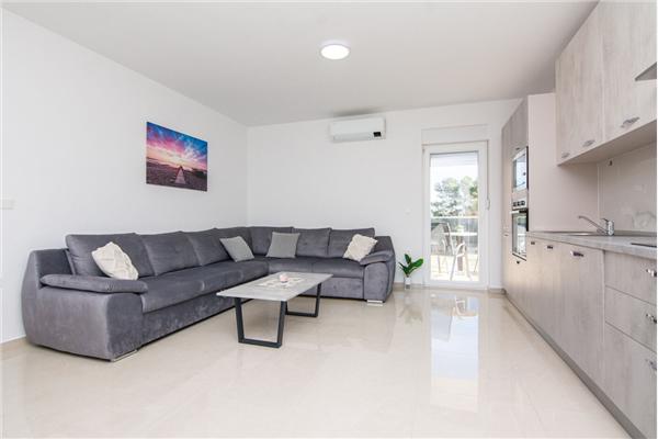 Apartment A2, for 8 persons