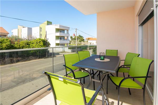 Apartment A2, for 8 persons