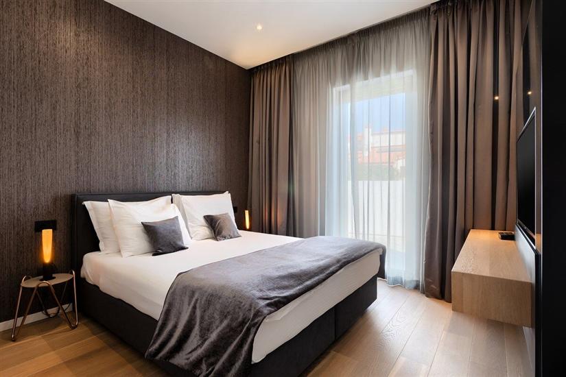 Hiša K1, na 8 osebe