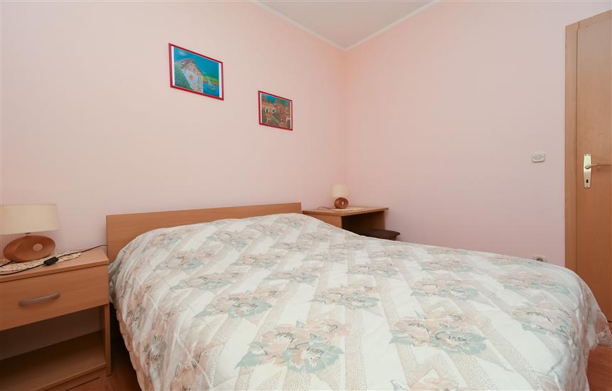 Apartment A4, for 4 persons