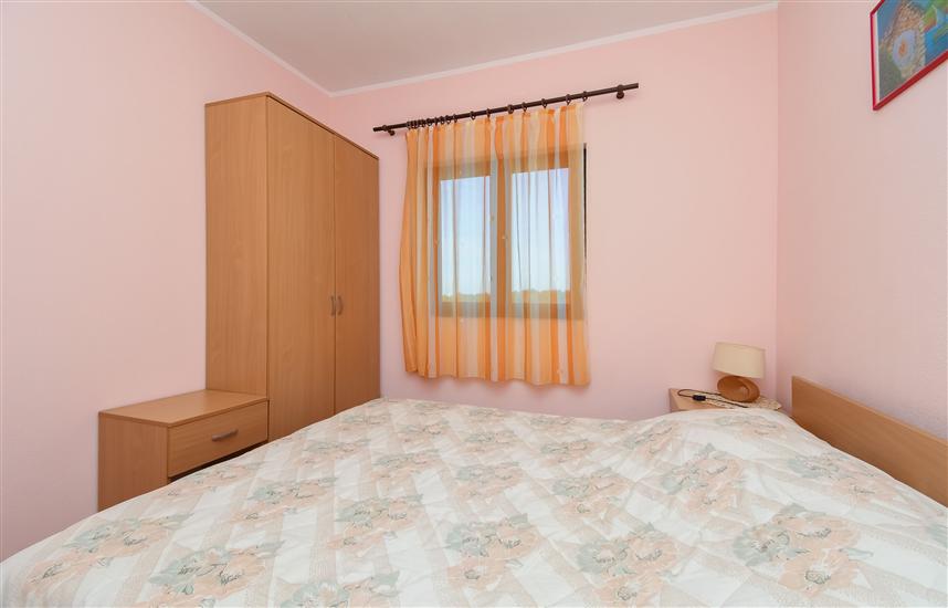 Apartment A4, for 4 persons