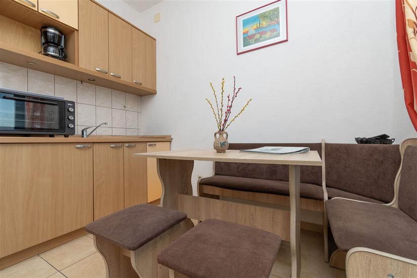 Apartment A4, for 4 persons