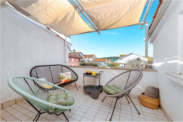 Apartment A1, for 5 persons