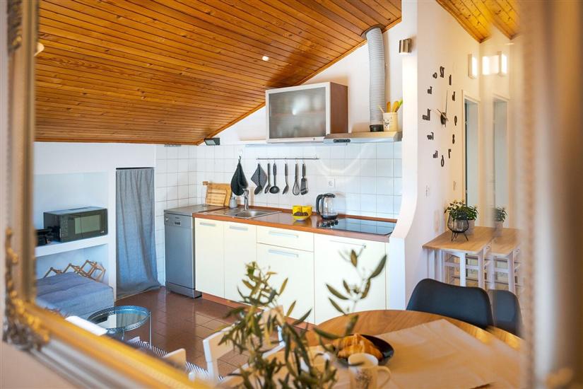 Apartment A1, for 5 persons