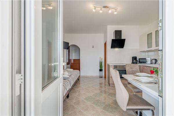 Apartment A1, for 4 persons