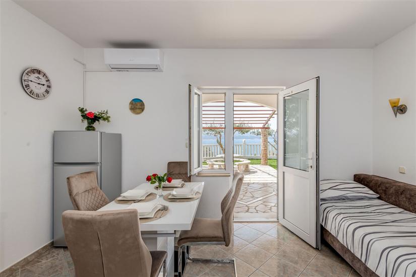 Apartment A1, for 4 persons