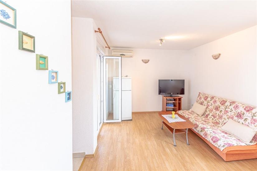 Apartment A1, for 3 persons