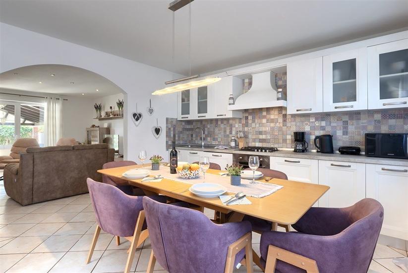 House K1, for 10 persons