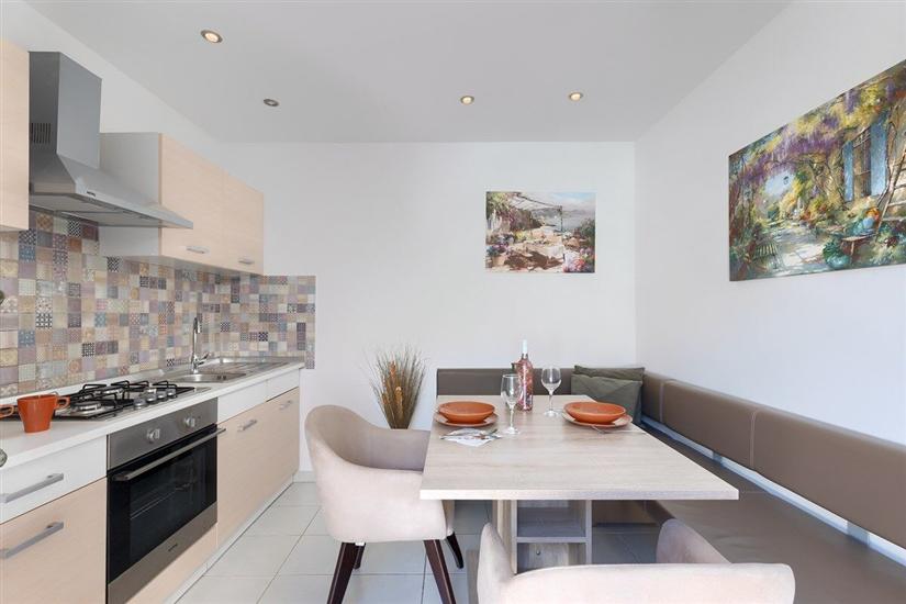 House K1, for 10 persons