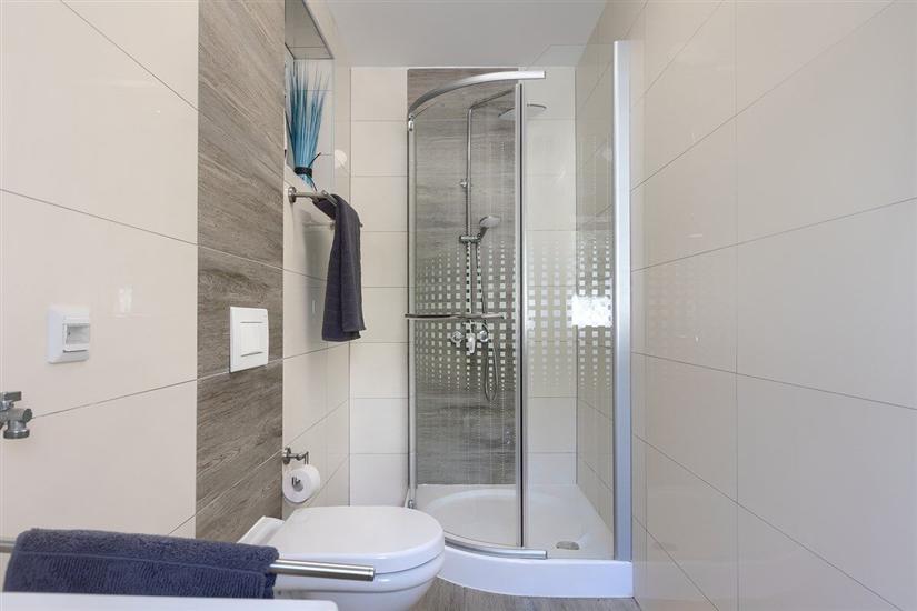 House K1, for 10 persons