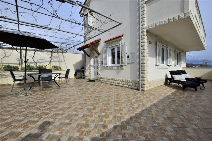 House Grubelic
