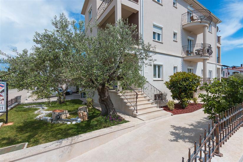 Apartments Villa Nina 2