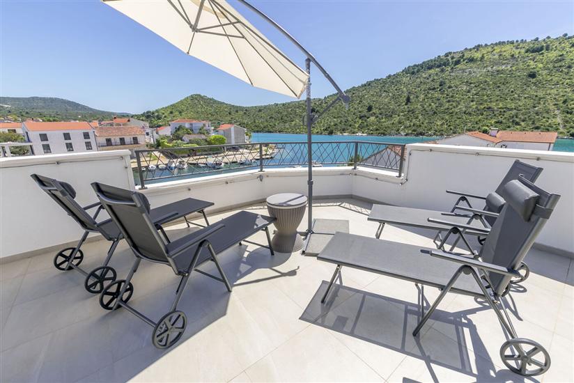 Apartment A2, for 4 persons