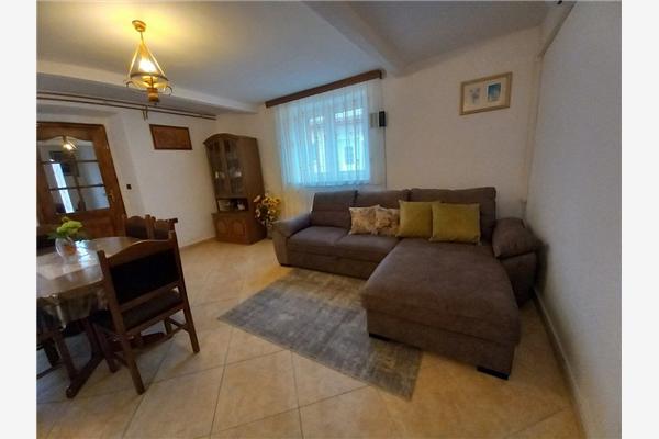 Apartment A1, for 5 persons
