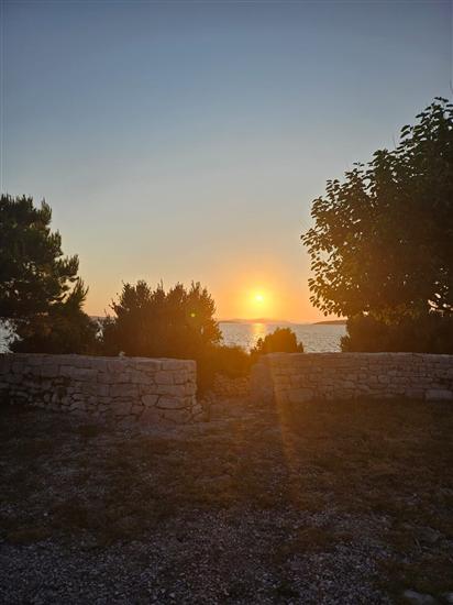 House Island just for You- Ravna Sika