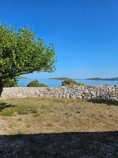 House Island just for You- Ravna Sika