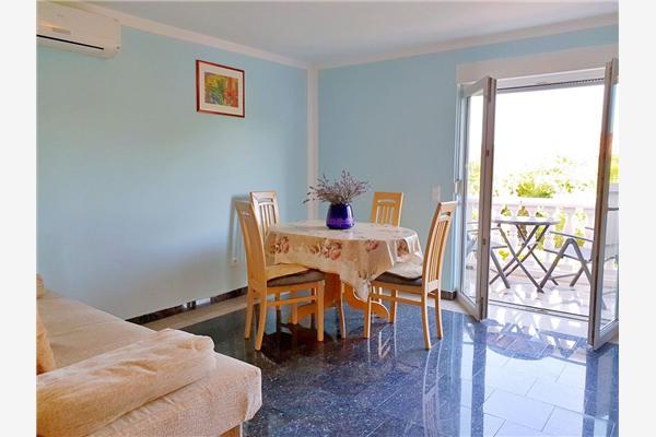 Apartment A1, for 4 persons