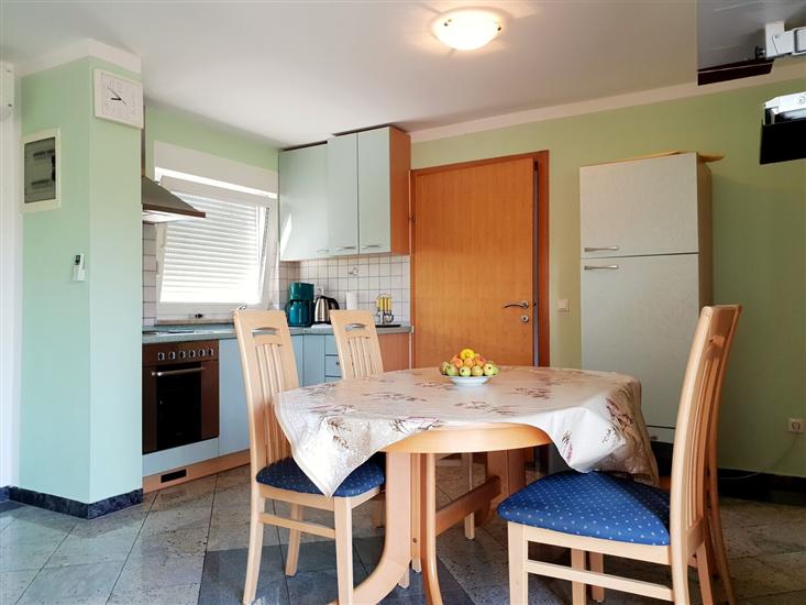 Apartment A2, for 4 persons