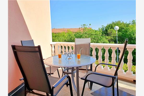 Apartment A2, for 4 persons