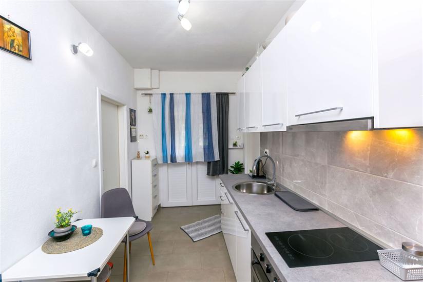 Apartment A1, for 3 persons