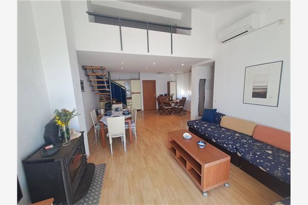 Apartment A1, for 6 persons