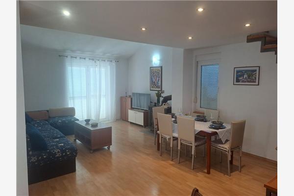 Apartment A1, for 6 persons